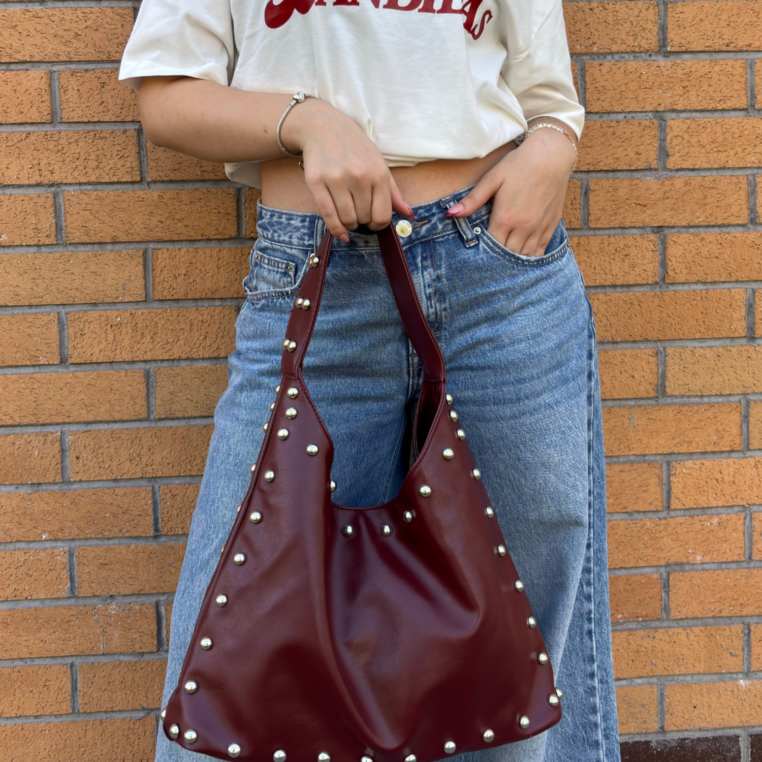 Rivet Geniş Hacimli Kadın Omuz Çantası