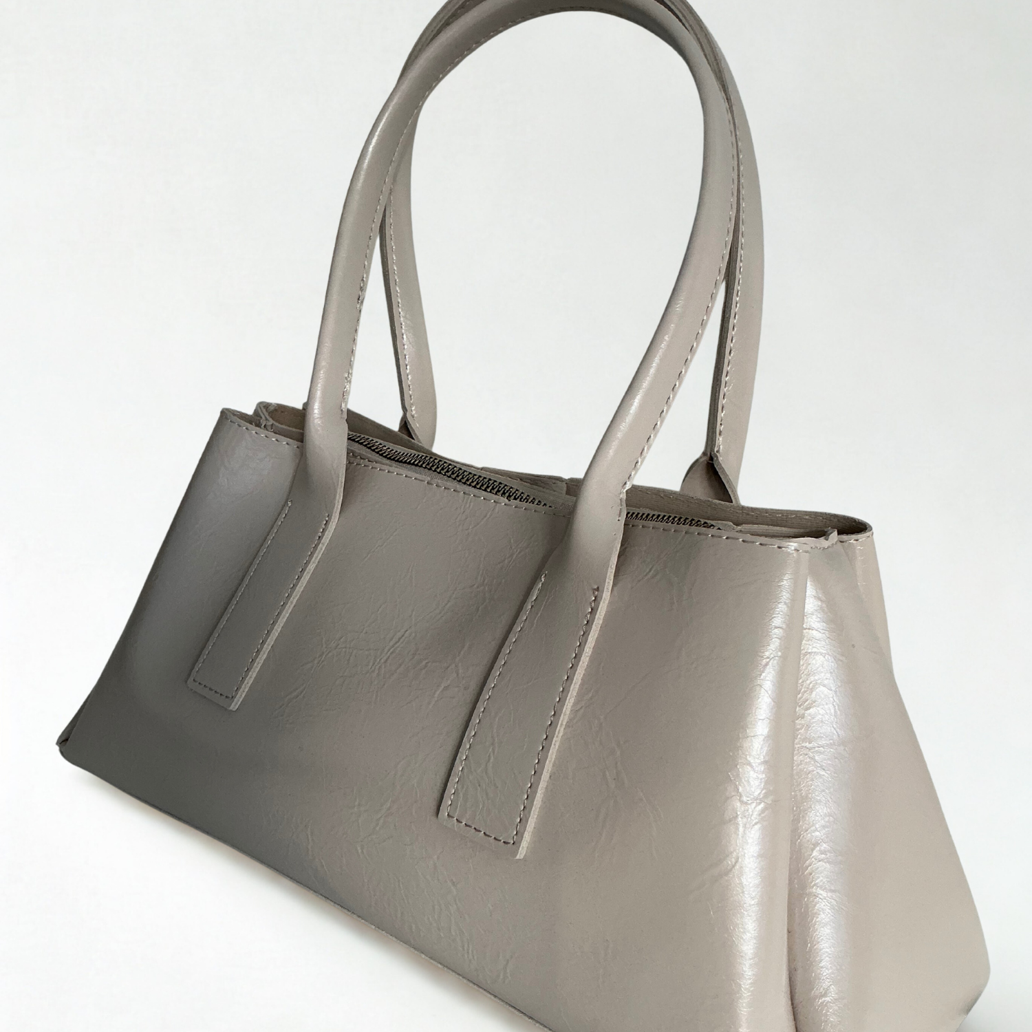 Mabel Suni Deri Kadın Omuz Çantası İç Astarlı Fermuarlı