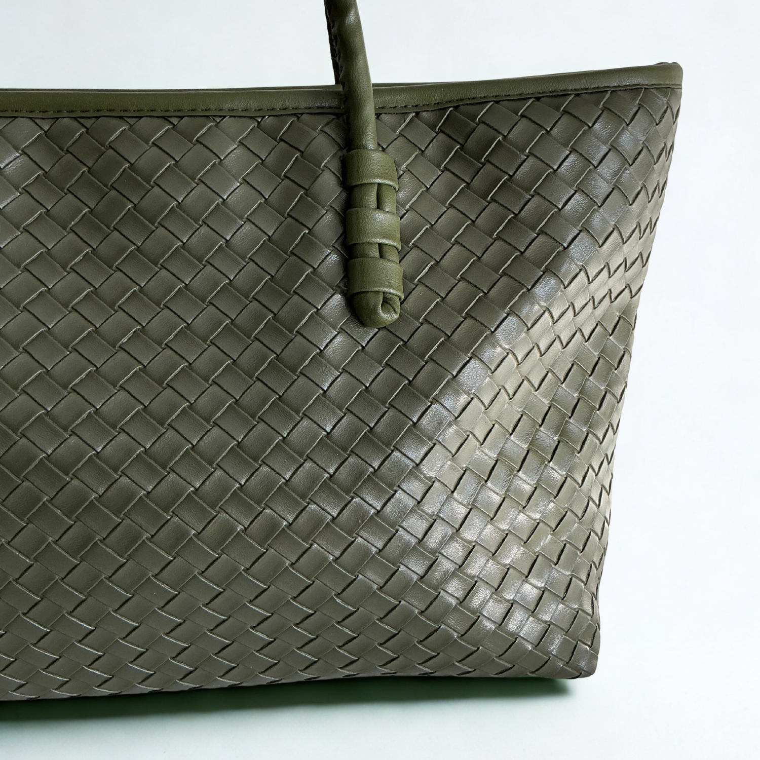 Lavia Kadın Omuz Çantası – Fermuarlı, İç Astar