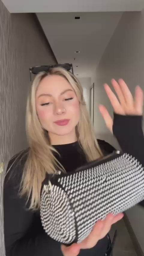 Luxe Taş Detaylı Zincir Askılı Clutch Çanta