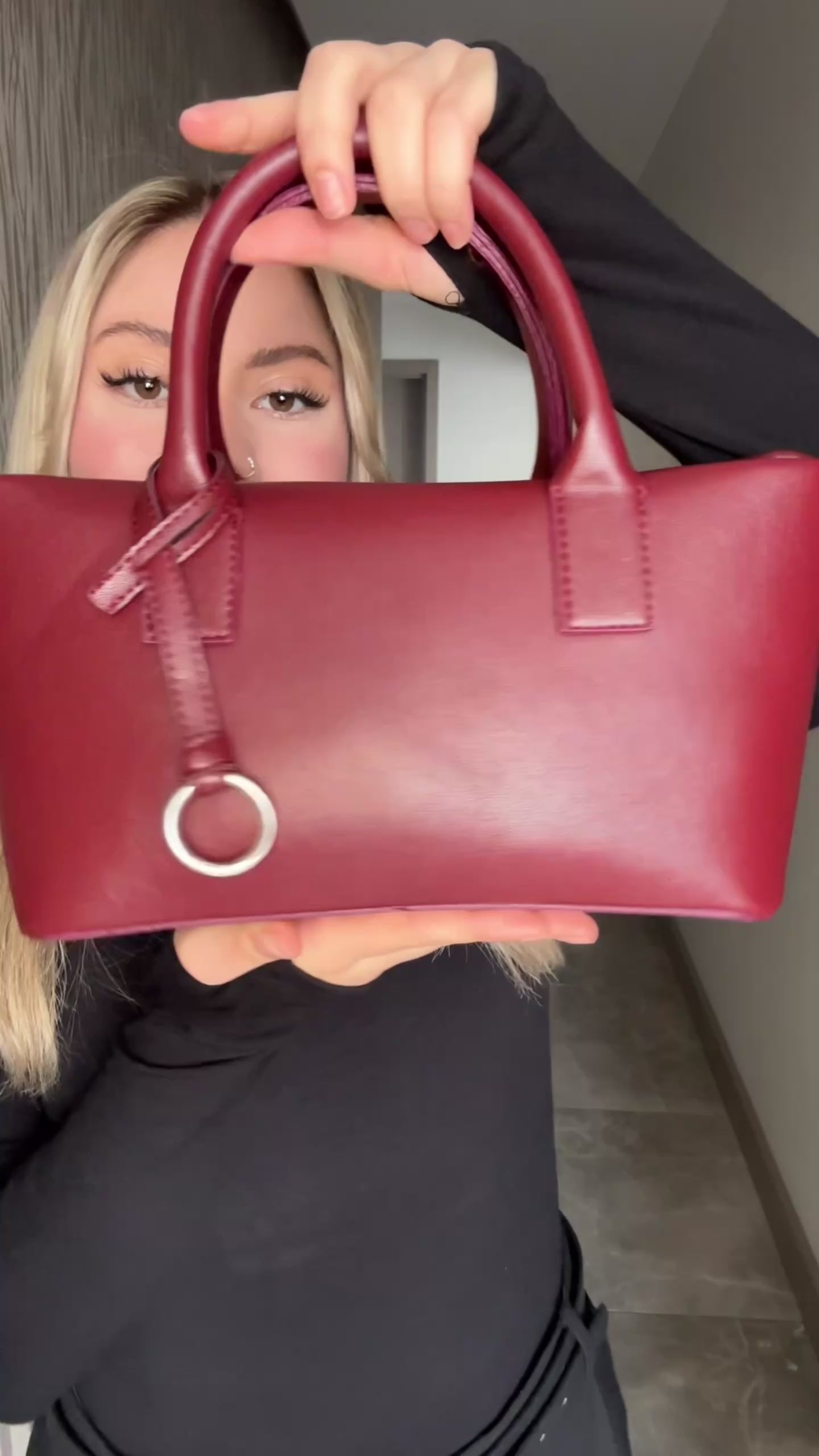 Aura Kadın Çapraz Askılı El ve Omuz Çantası