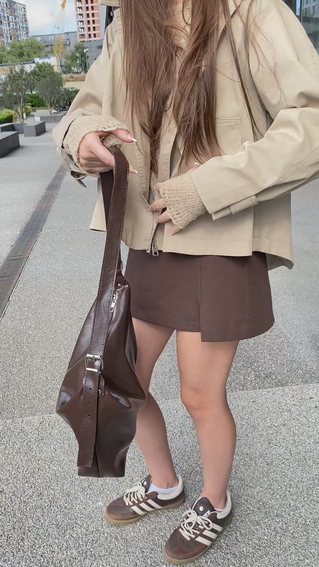 Nova Geniş Hacimli Çapraz Askılı Kadın Çanta